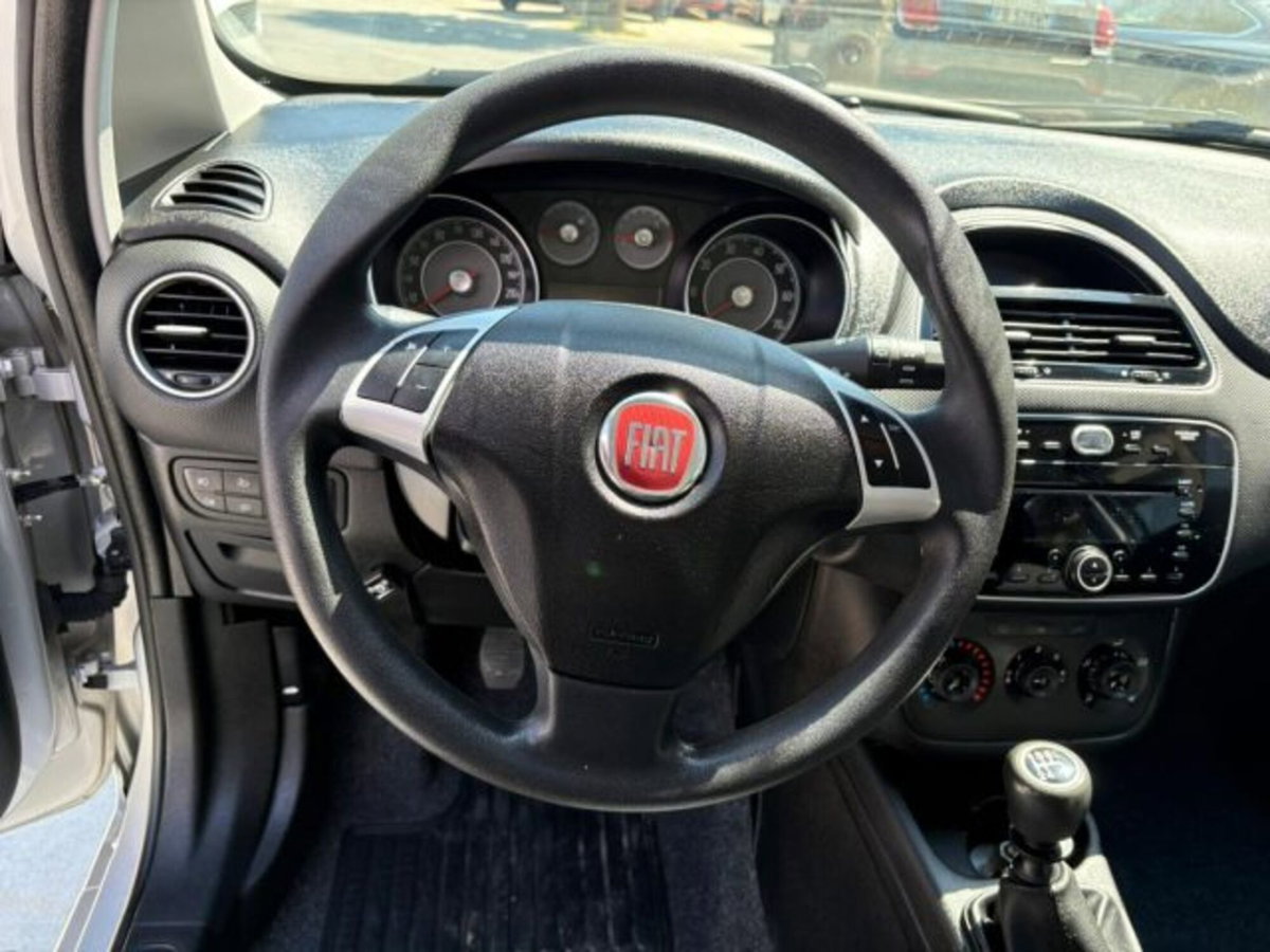 Fiat Punto 1.2 8V 5 porte Lounge (12)