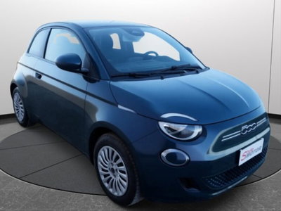 Fiat 500e Action Berlina 23,65 kWh (16)