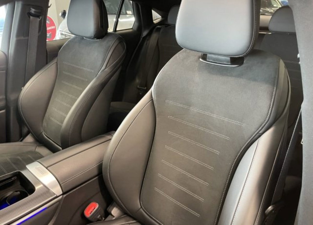 Mercedes-Benz GLC 220 d 4Matic Mild Hybrid AMG Premium Plus (12)