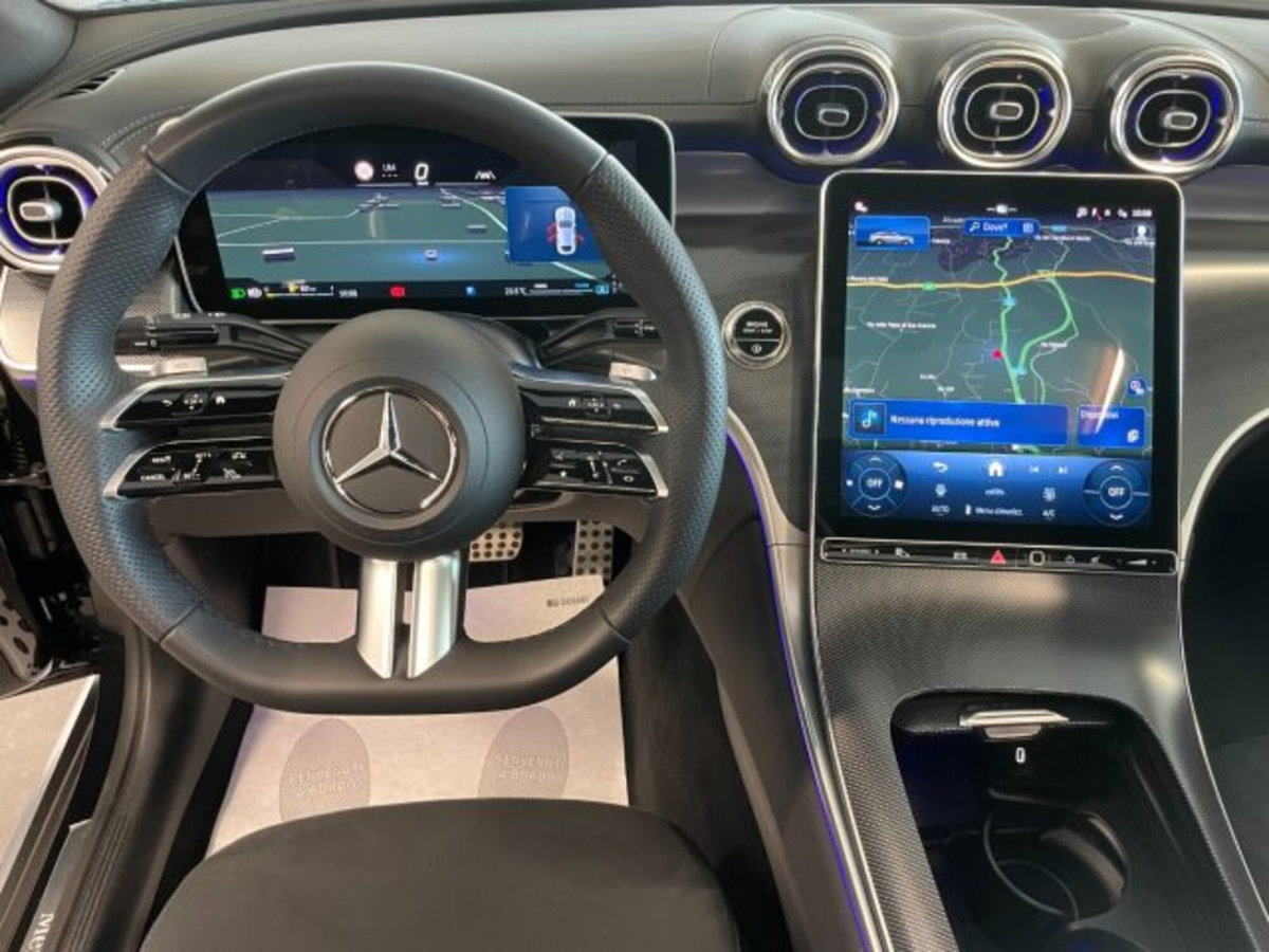 Mercedes-Benz GLC 220 d 4Matic Mild Hybrid AMG Premium Plus (18)