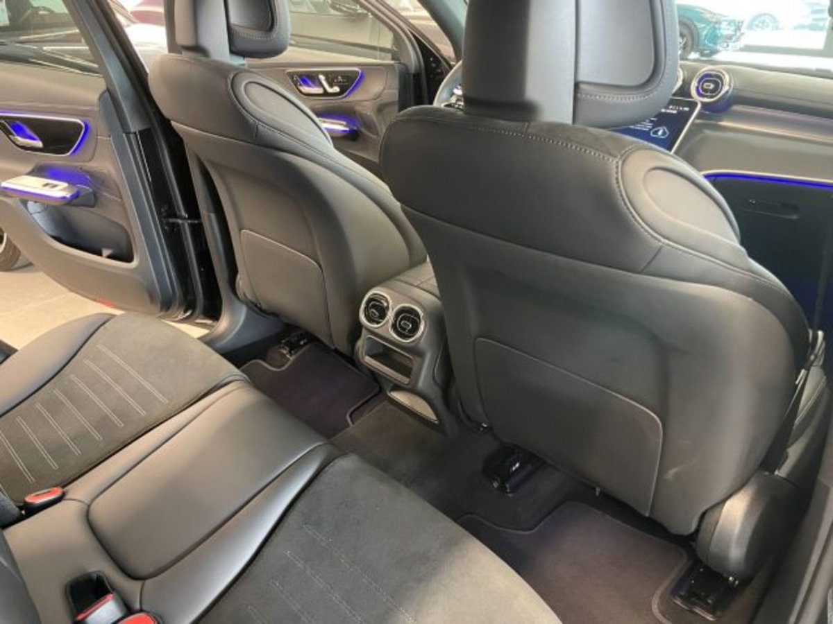 Mercedes-Benz GLC 220 d 4Matic Mild Hybrid AMG Premium Plus (19)