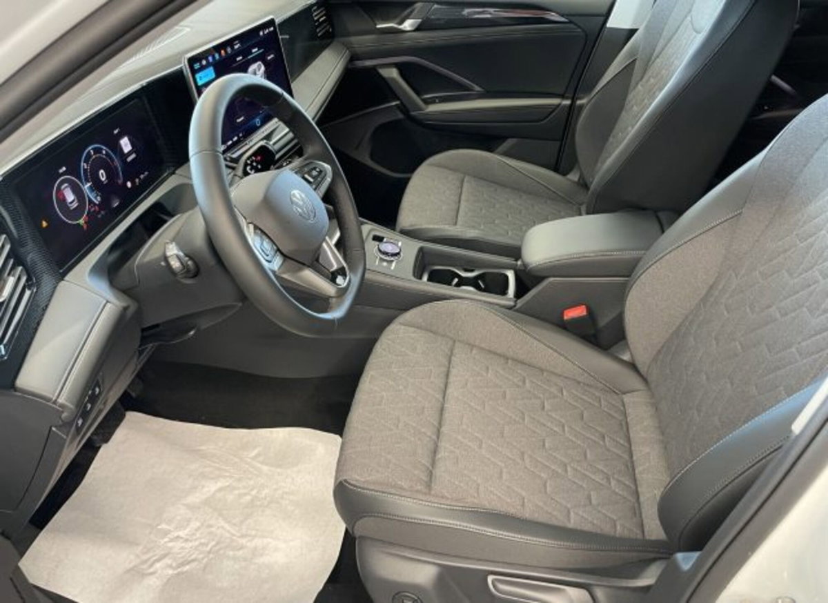 Volkswagen Tiguan 2.0 tdi Edition 150cv dsg (10)