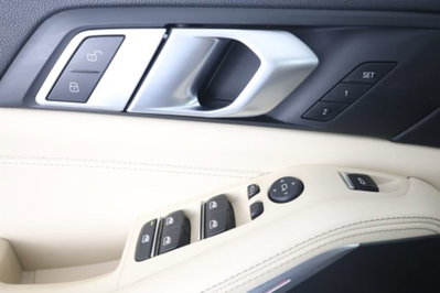 BMW X5 xDrive30d 48V Business (16)