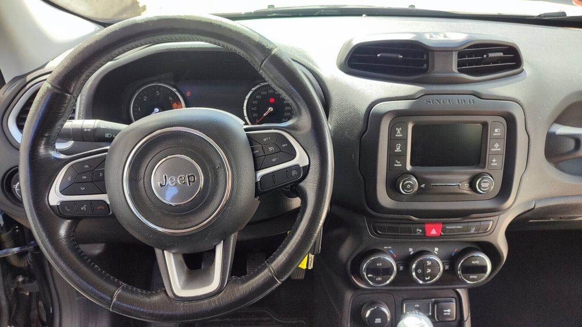 Jeep Renegade 2.0 Mjt 140CV 4WD Active Drive Longitude (11)