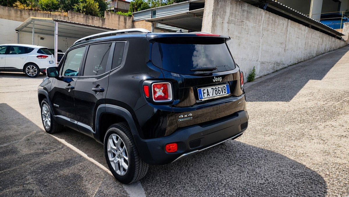 Jeep Renegade 2.0 Mjt 140CV 4WD Active Drive Longitude (5)