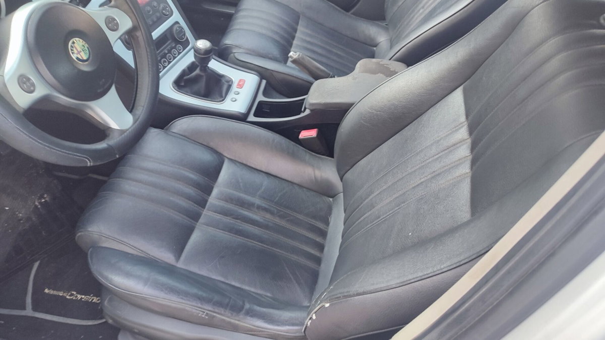 Alfa Romeo 159 1.9 JTDm 150CV Progression (10)