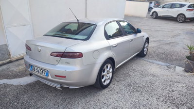 Alfa Romeo 159 1.9 JTDm 150CV Progression (4)