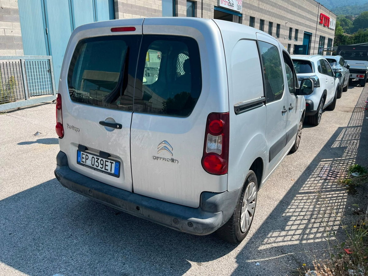 Citroen Berlingo Furgone 1.6 HDi 90 Van 3 posti Club L1 (2)