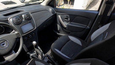 Dacia Sandero Stepway 1.5 dCi 8V 90CV (8)