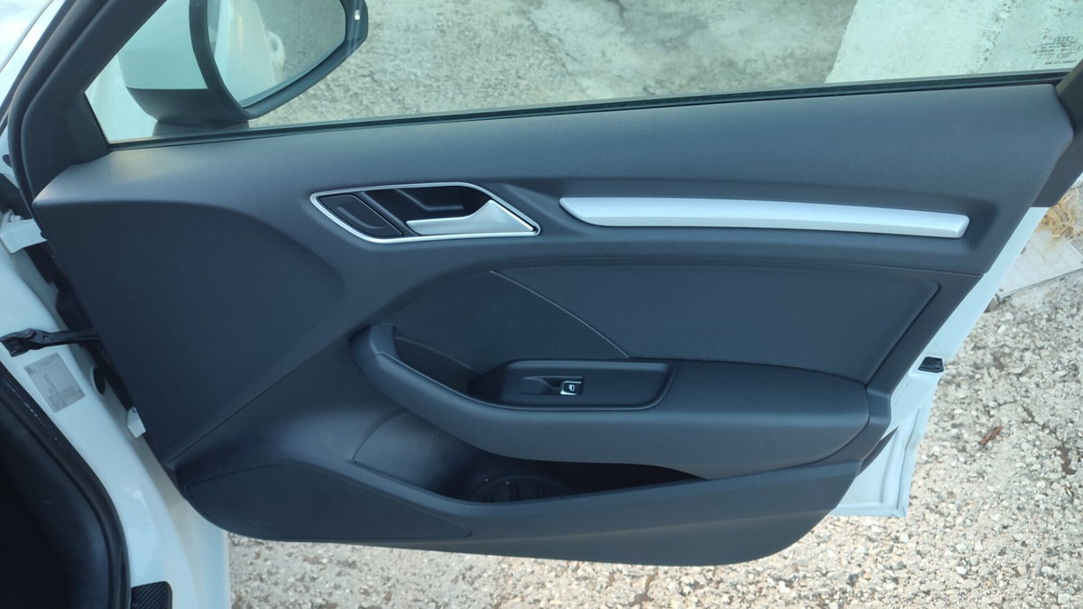 Audi A3 Sportback 1.6 TDI Business (11)