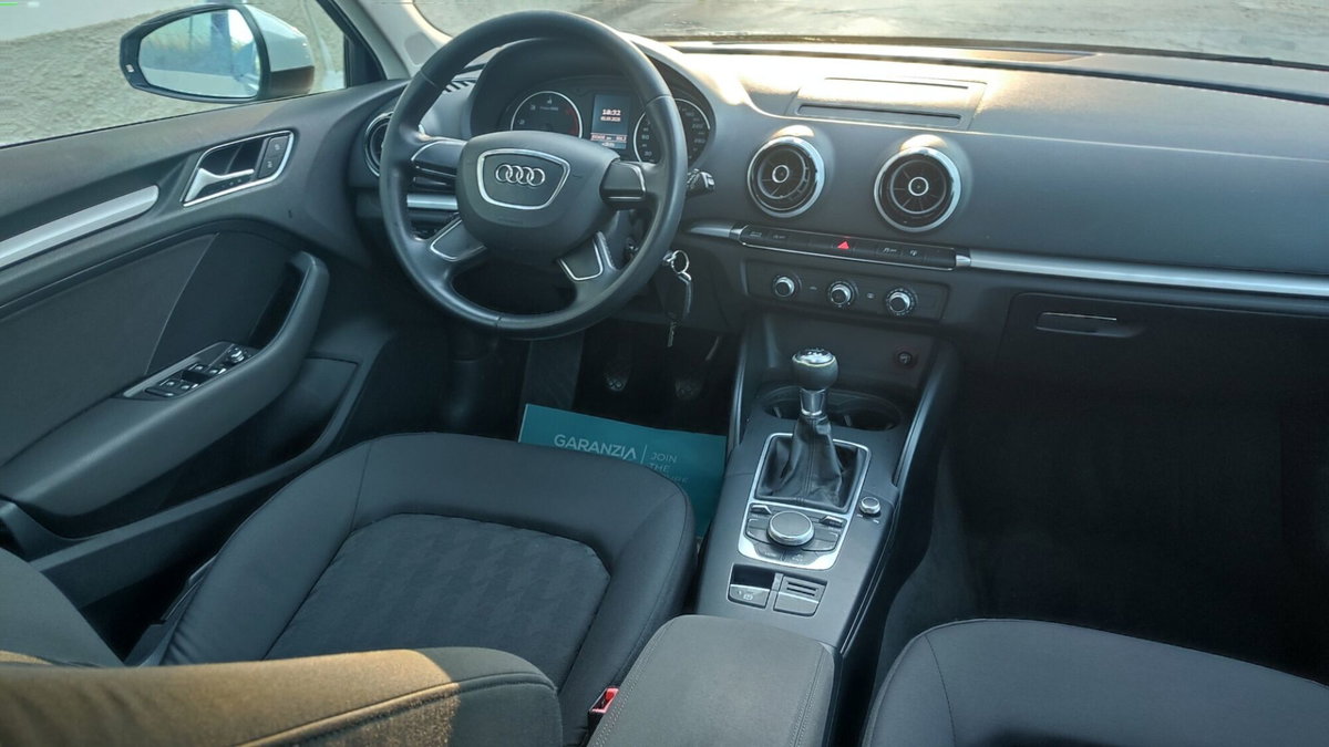 Audi A3 Sportback 1.6 TDI Business (15)