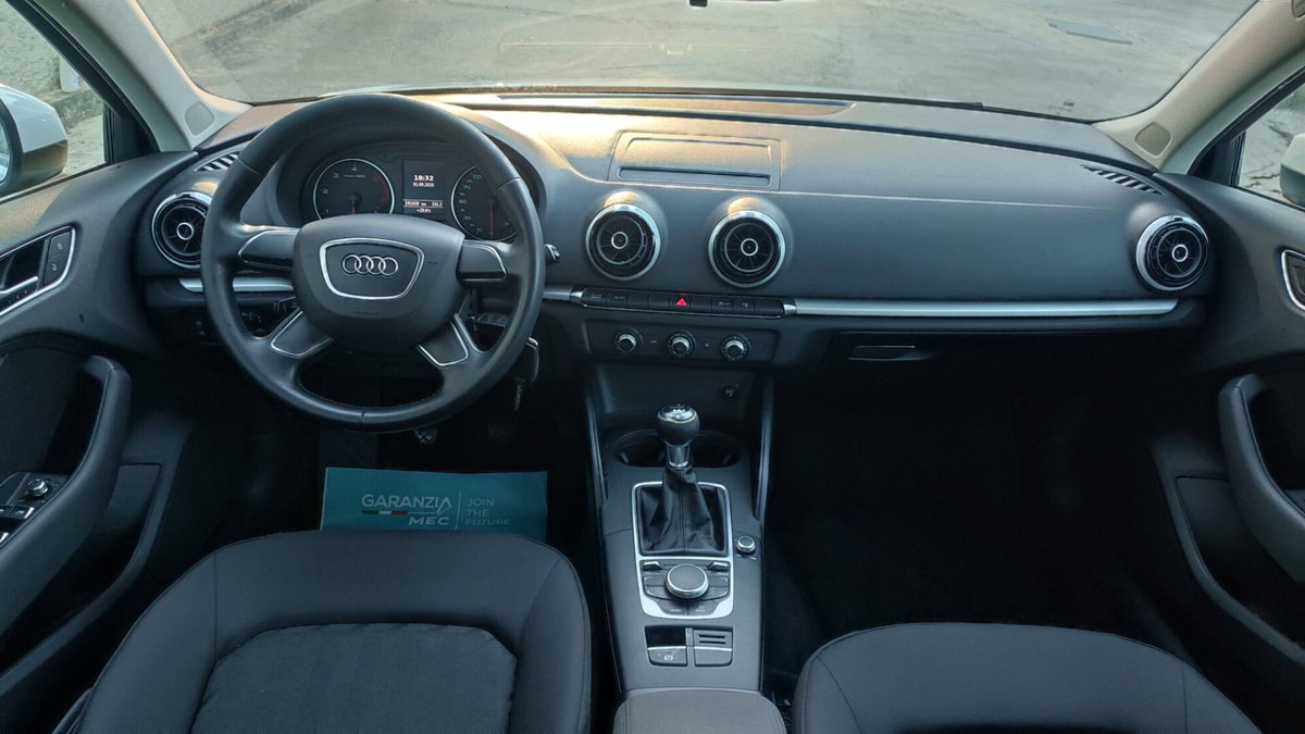Audi A3 Sportback 1.6 TDI Business (16)