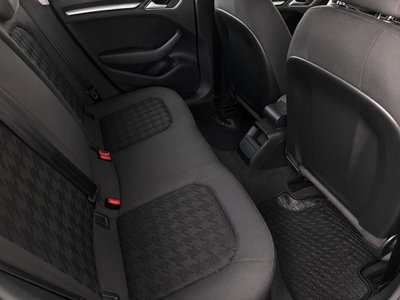 Audi A3 1.6 TDI Business (5)