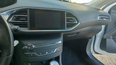 Peugeot 308 BlueHDi 100 S&S Business (19)