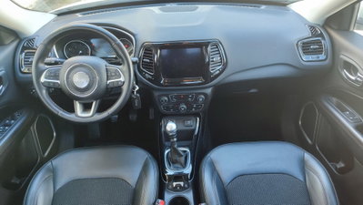 Jeep Compass 1.6 Multijet II 2WD Limited (17)