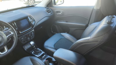 Jeep Compass 1.6 Multijet II 2WD Limited (18)