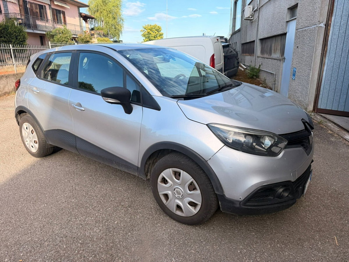 Renault Captur dCi 8V 90 CV Start&Stop Energy Life (3)