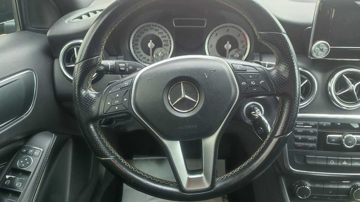 Mercedes-Benz Classe A 180 CDI Sport (11)