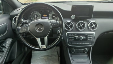 Mercedes-Benz Classe A 180 CDI Sport (9)