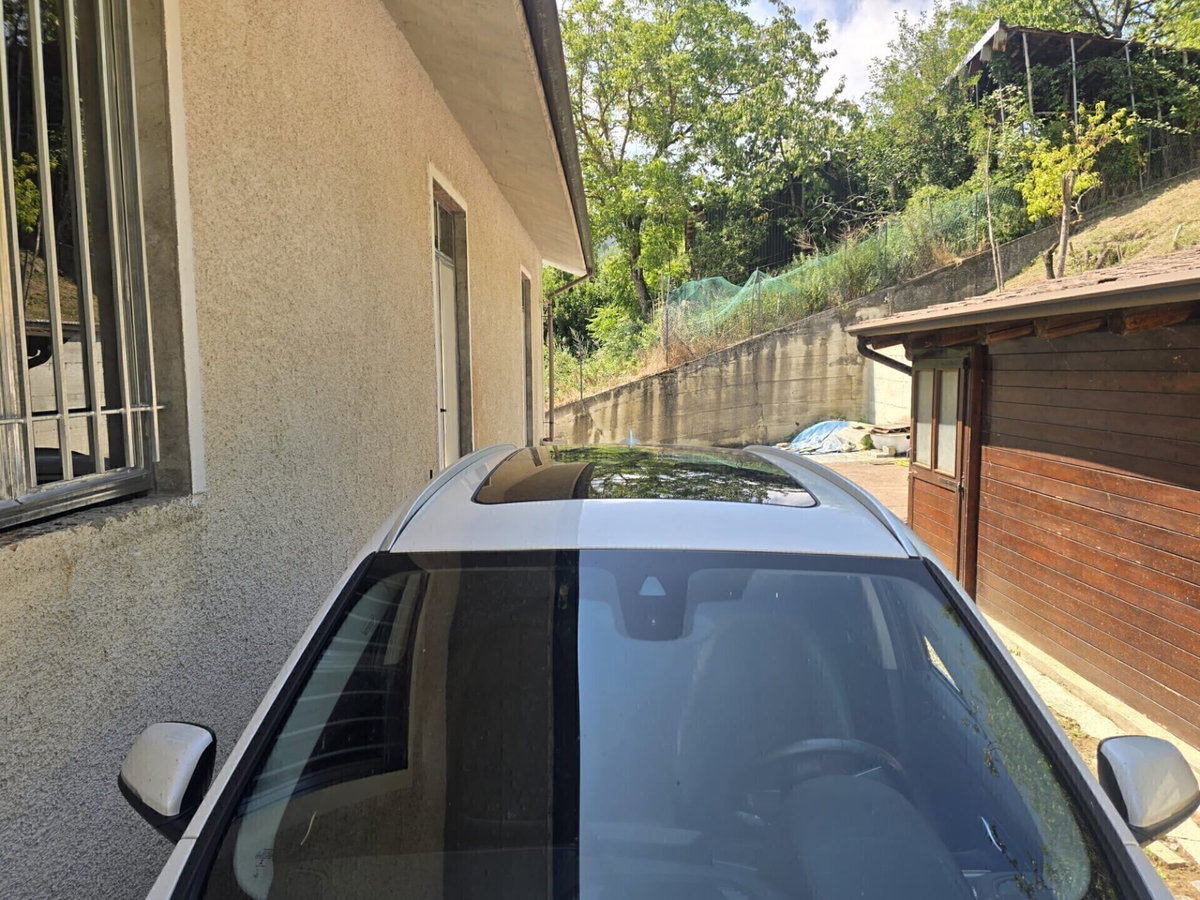 BMW X1 sDrive18d Sport Line (2)