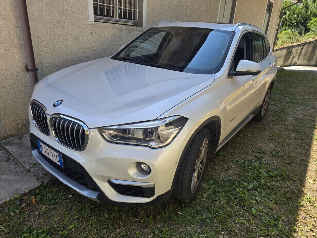 BMW X1 sDrive18d Sport Line (4)