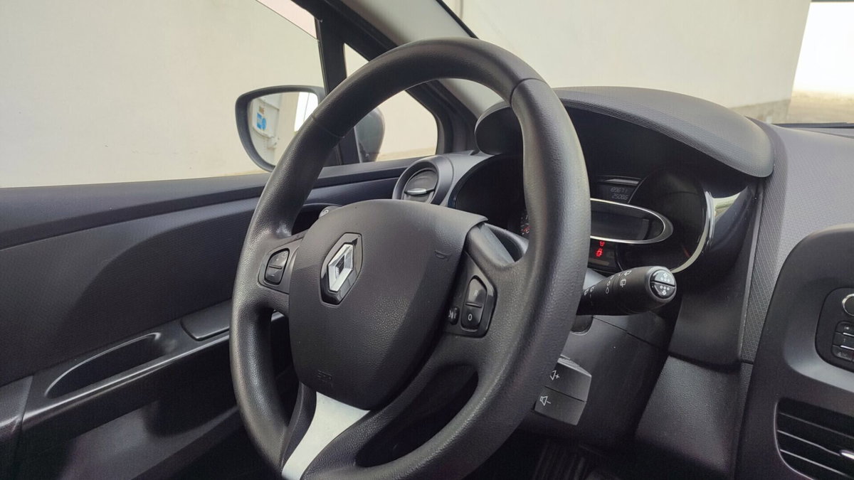 Renault Clio dCi 8V 75CV Start&Stop 5 porte Energy Zen (11)