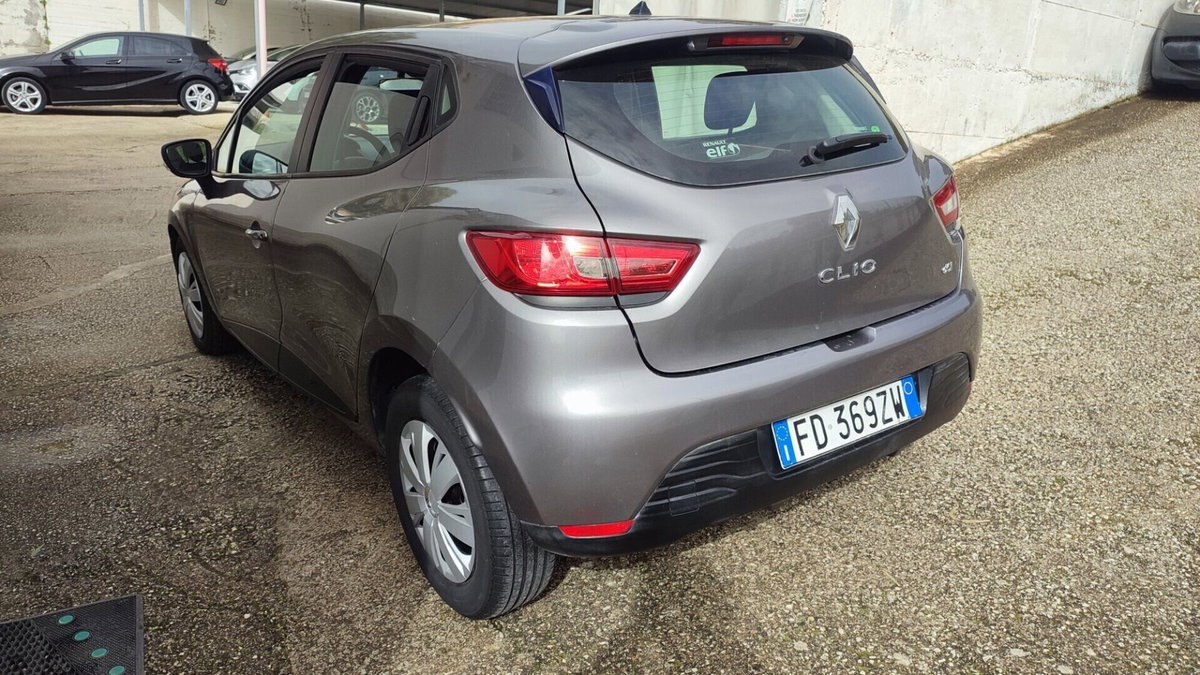 Renault Clio dCi 8V 75CV Start&Stop 5 porte Energy Zen (5)