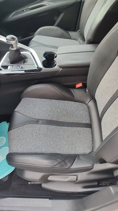Peugeot 3008 BlueHDi 130 S&S Allure (16)