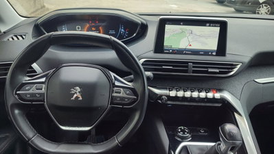 Peugeot 3008 BlueHDi 130 S&S Allure (17)