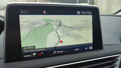 Peugeot 3008 BlueHDi 130 S&S Allure (18)