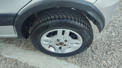 Fiat Panda 1.3 MJT 16V DPF 4x4 Climbing (15)