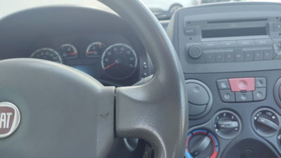 Fiat Panda 1.3 MJT 16V DPF 4x4 Climbing (6)