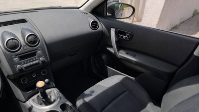Nissan Qashqai 1.5 dCi DPF Tekna (13)