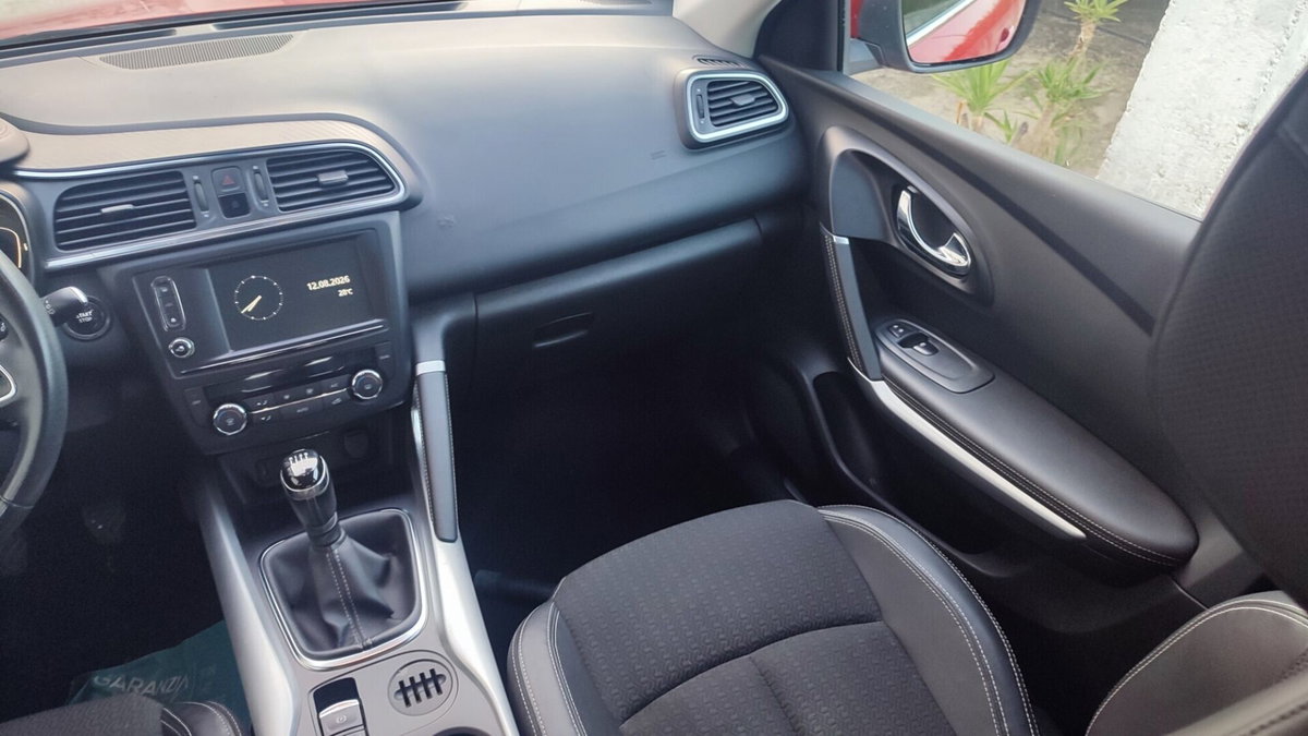 Renault Kadjar 8V 110CV Energy Zen (18)