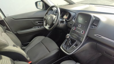 Renault Grand Scénic 1.5 dci energy Intens 110cv (10)