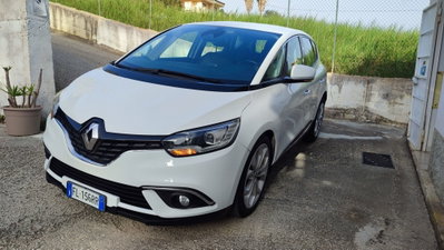 Renault Grand Scénic 1.5 dci energy Intens 110cv (2)
