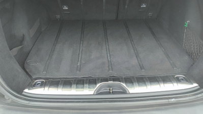 Peugeot 2008 120 S&S Black Matt (20)