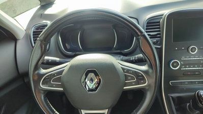 Renault Scenic E-Tech Electric 1.5 dCi 110CV EDC Energy (15)