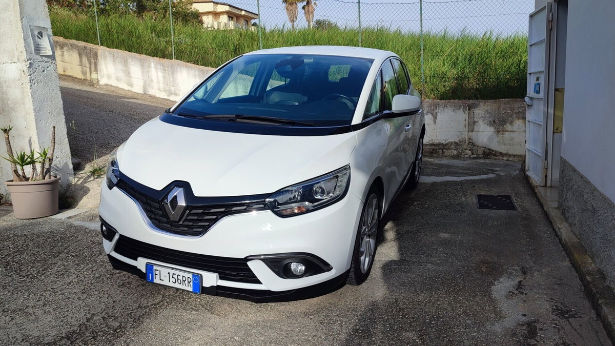 Renault Scenic E-Tech Electric 1.5 dCi 110CV EDC Energy (2)
