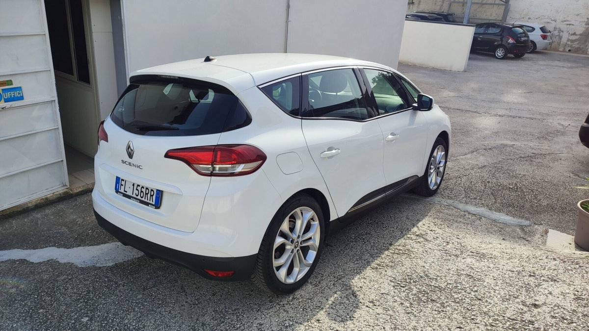 Renault Scenic E-Tech Electric 1.5 dCi 110CV EDC Energy (5)