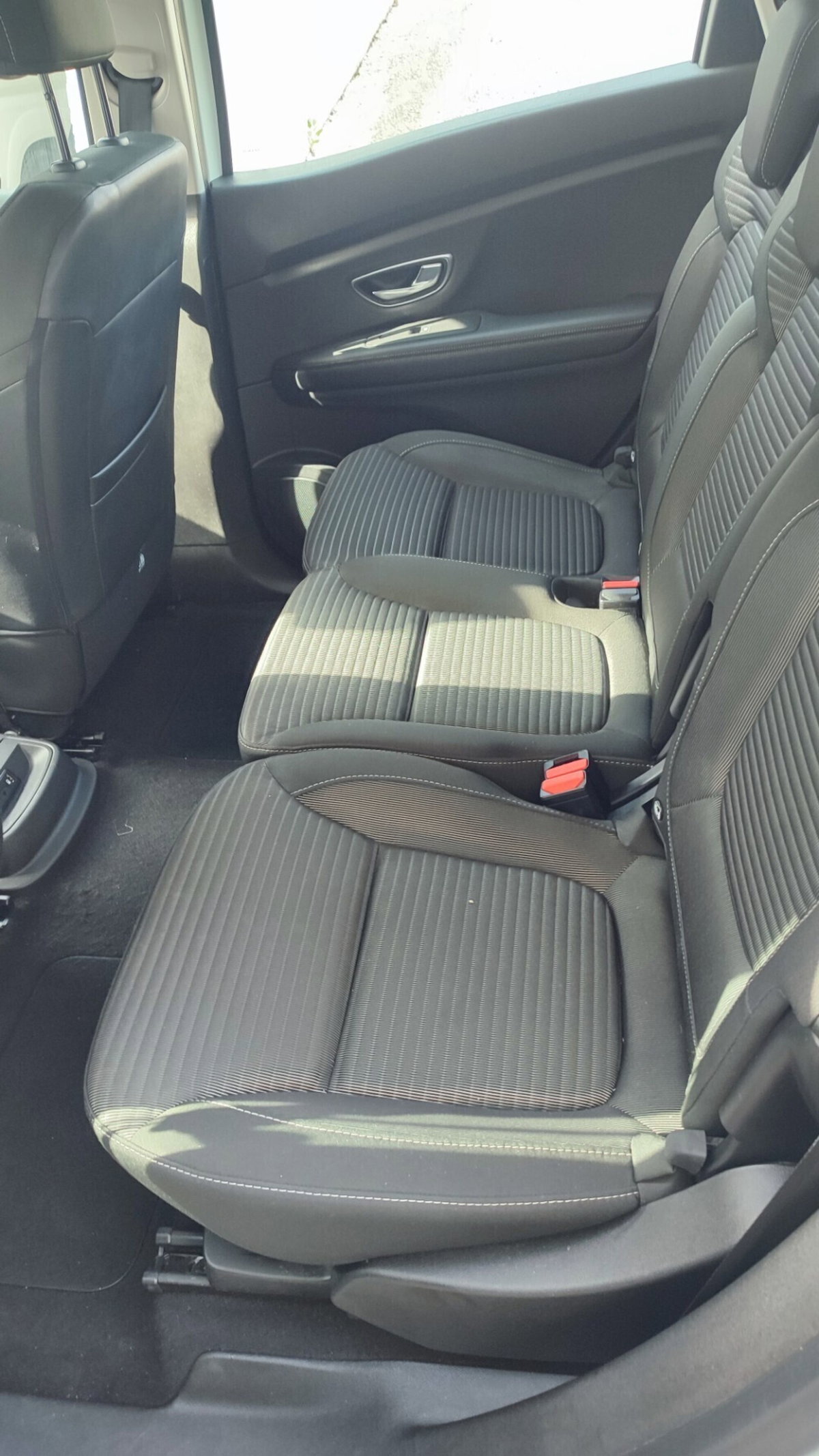 Renault Scenic E-Tech Electric 1.5 dCi 110CV EDC Energy (9)