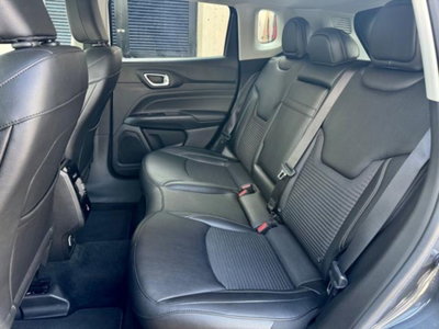Jeep Compass 1.3 T4 190CV PHEV AT6 4xe Night Eagle (9)