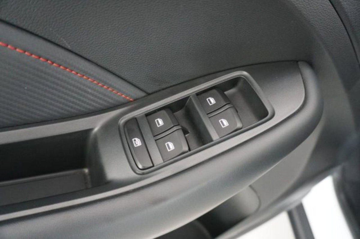 Mg ZS ZS 1.5 Luxury (20)