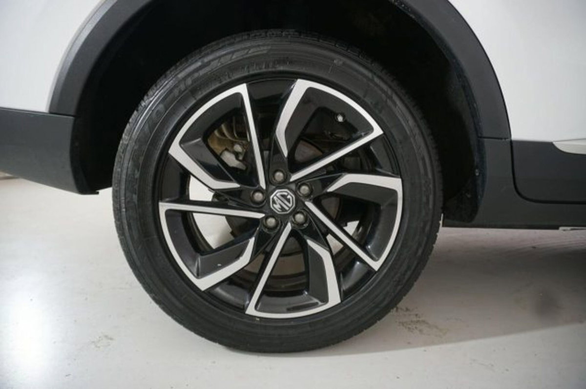 Mg ZS ZS 1.5 Luxury (6)
