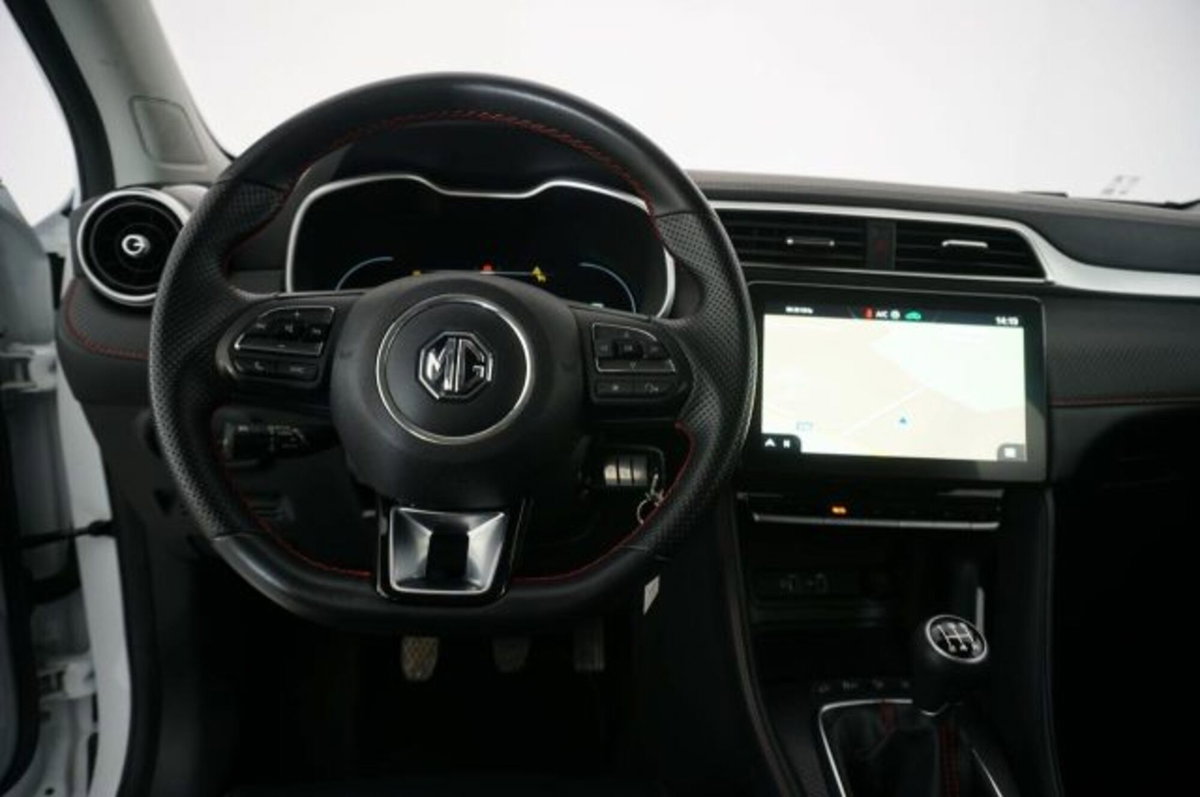 Mg ZS ZS 1.5 Luxury (8)
