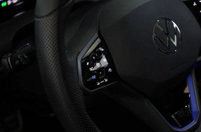 Volkswagen Golf 2.0 tsi R 4motion 333cv dsg (18)