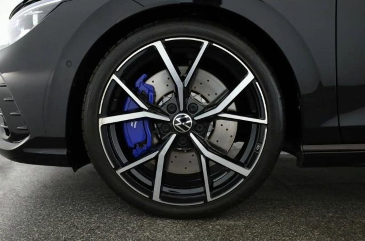 Volkswagen Golf 2.0 tsi R 4motion 333cv dsg (5)