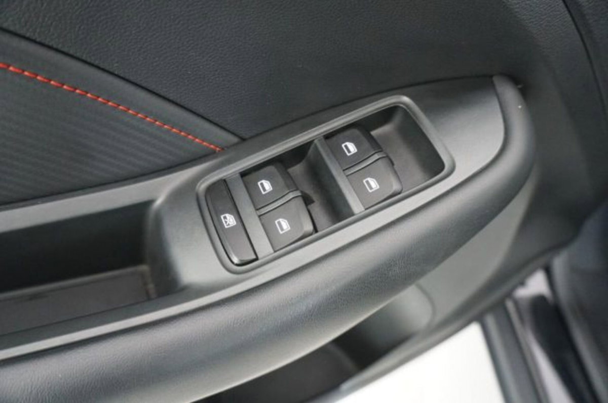 Mg ZS ZS 1.5 Luxury (20)