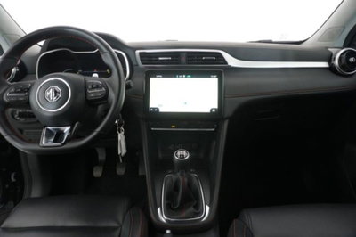 Mg ZS ZS 1.5 Luxury (9)