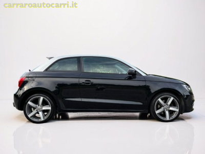 Audi A1 Sportback 1.6 TDI 105 CV Ambition (4)